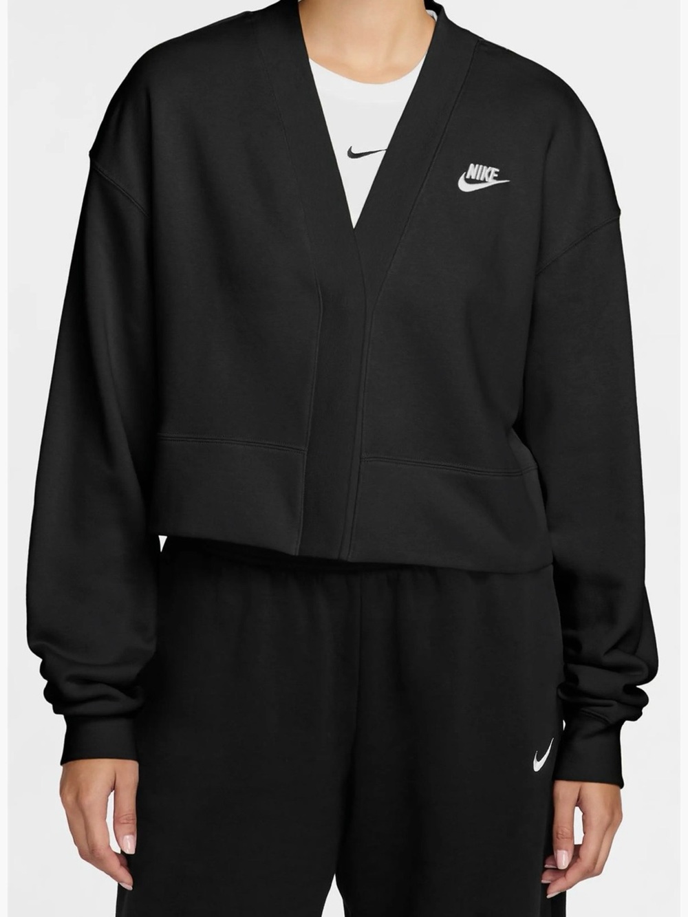 Brand New w/ Tags! Women’s Nike Loose Fleece Cardigan Snap Closure. Size: Large!